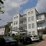 希斯彻施申公寓式酒店 4*