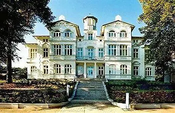 Ξενοδοχείο με διαμερίσματα Seeschloesschen 4*